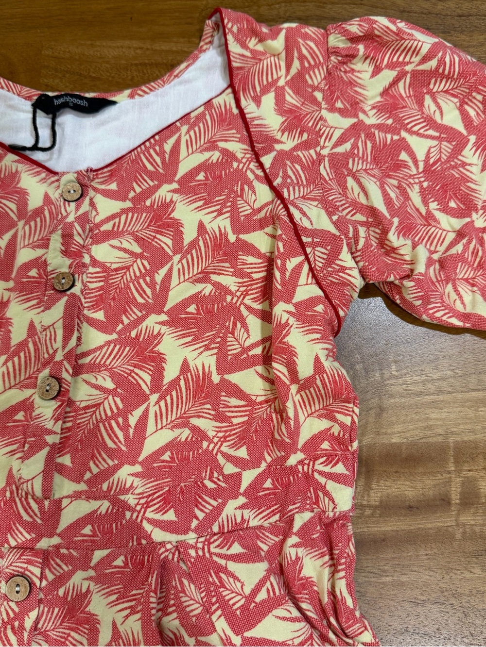 Hashboosh Button-Front Midi Dress in Coral Leaf Print Size Small - Picture 6 of 10
